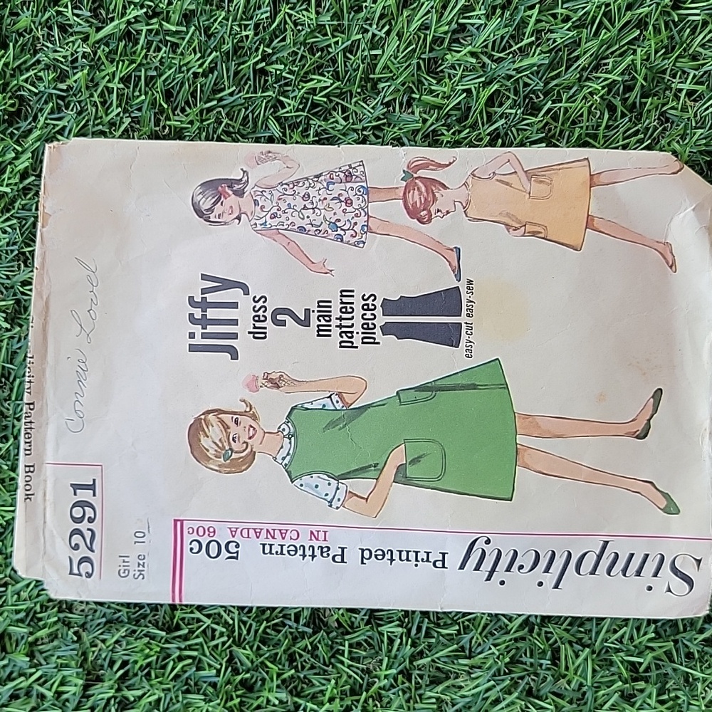 Simplicity McCalls Vintage Sewing Pattern Bundle - Picture 5 of 6